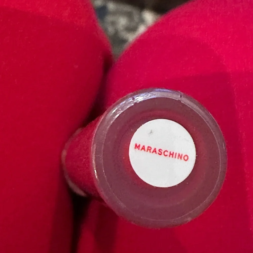 New I Heart Revolution Vinyl Cherry Liquid Lipstick Cherry Bomb